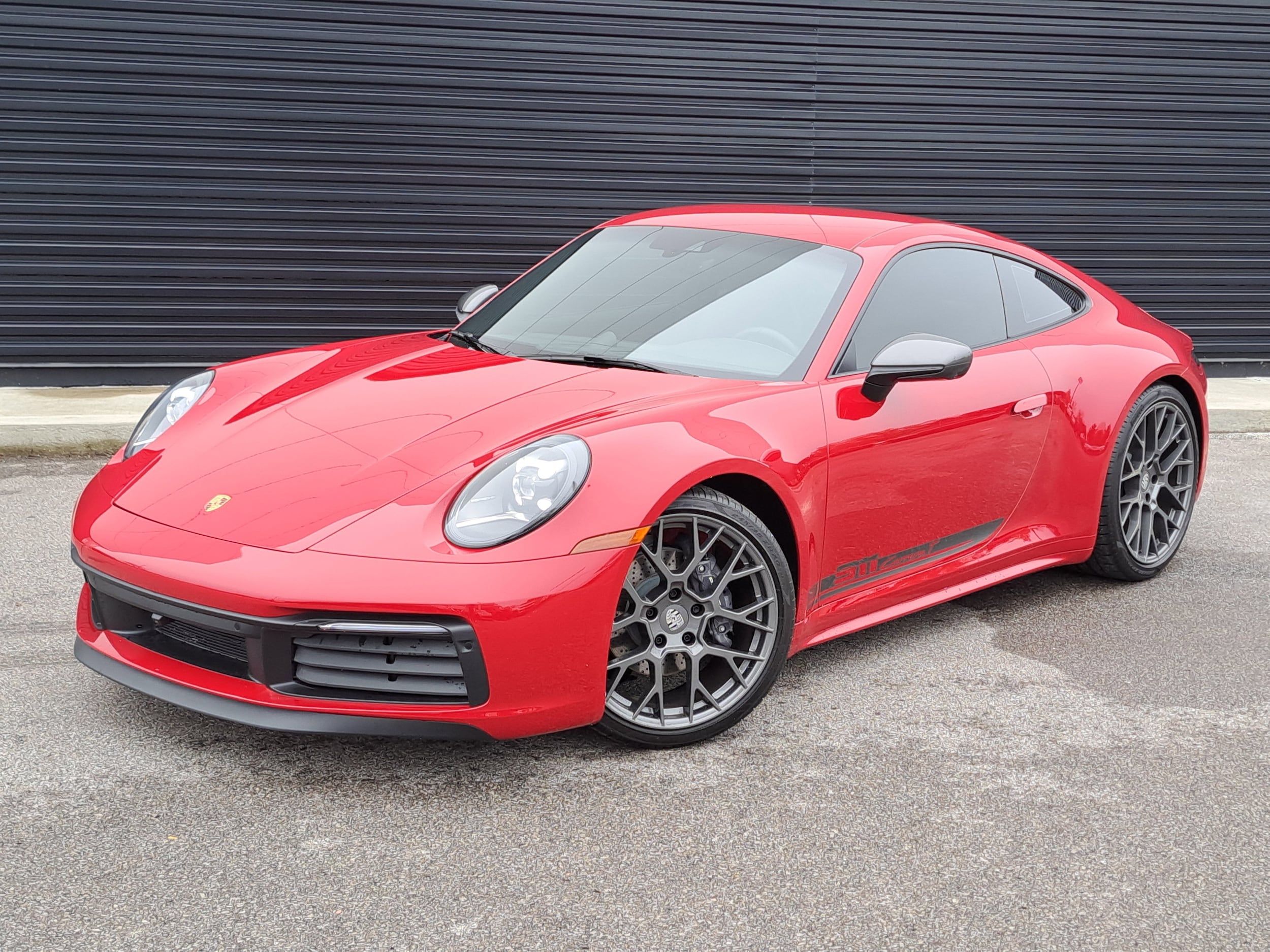 2024 Porsche 911 T's photo