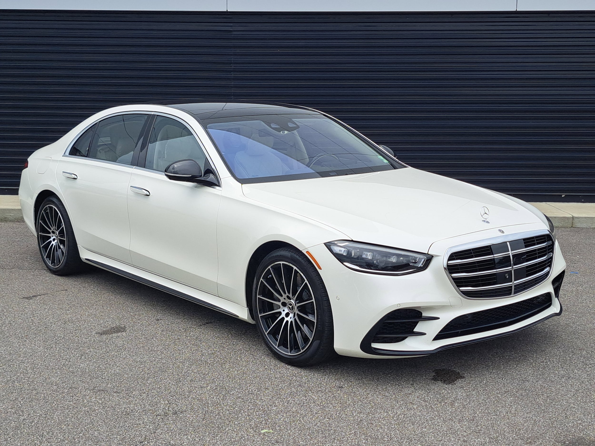 Used 2021 Mercedes-Benz S-Class S580 with VIN W1K6G7GB6MA043852 for sale in Cincinnati, OH