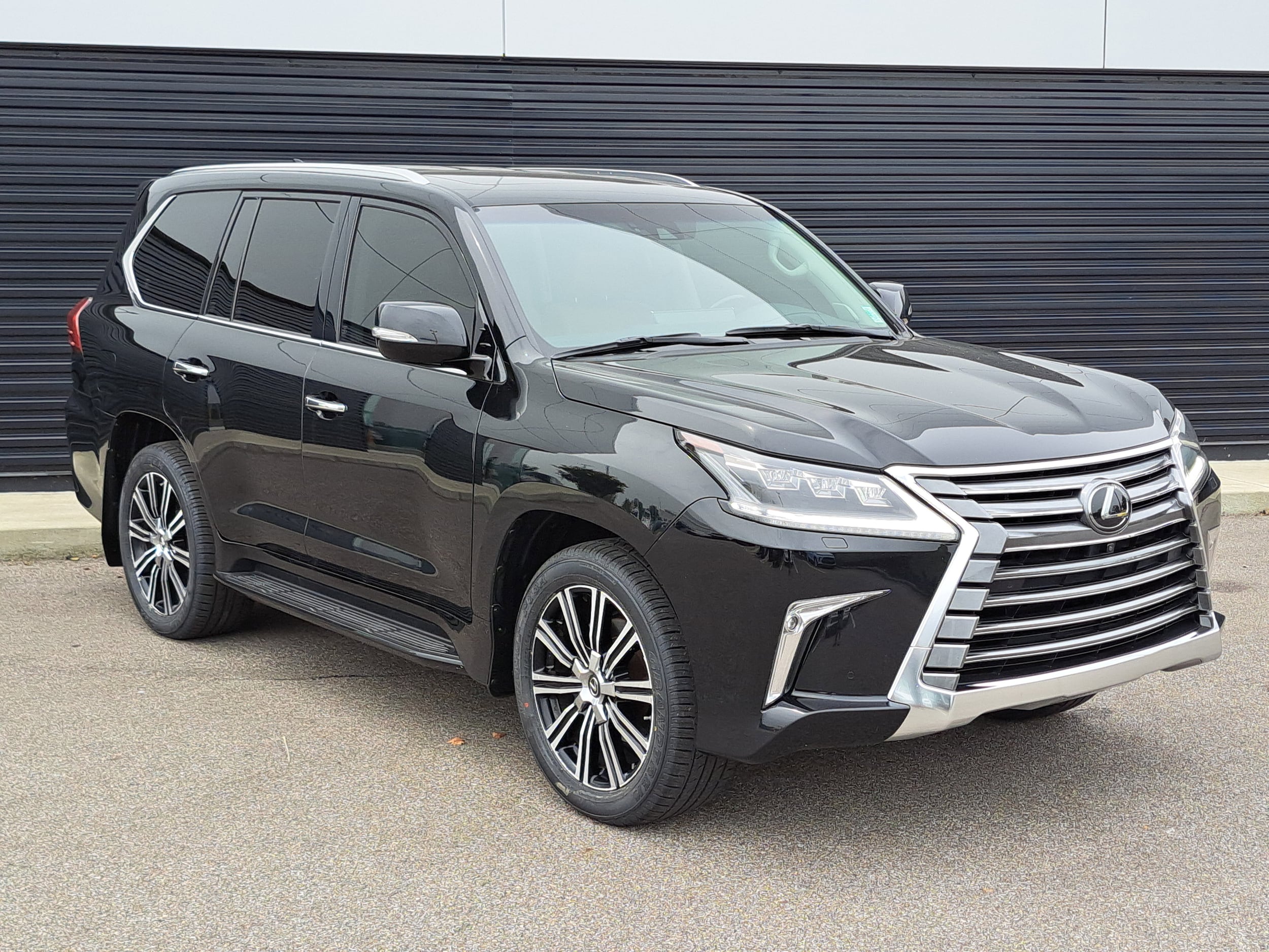 Used 2021 Lexus LX 570 with VIN JTJDY7AXXM4339004 for sale in Cincinnati, OH
