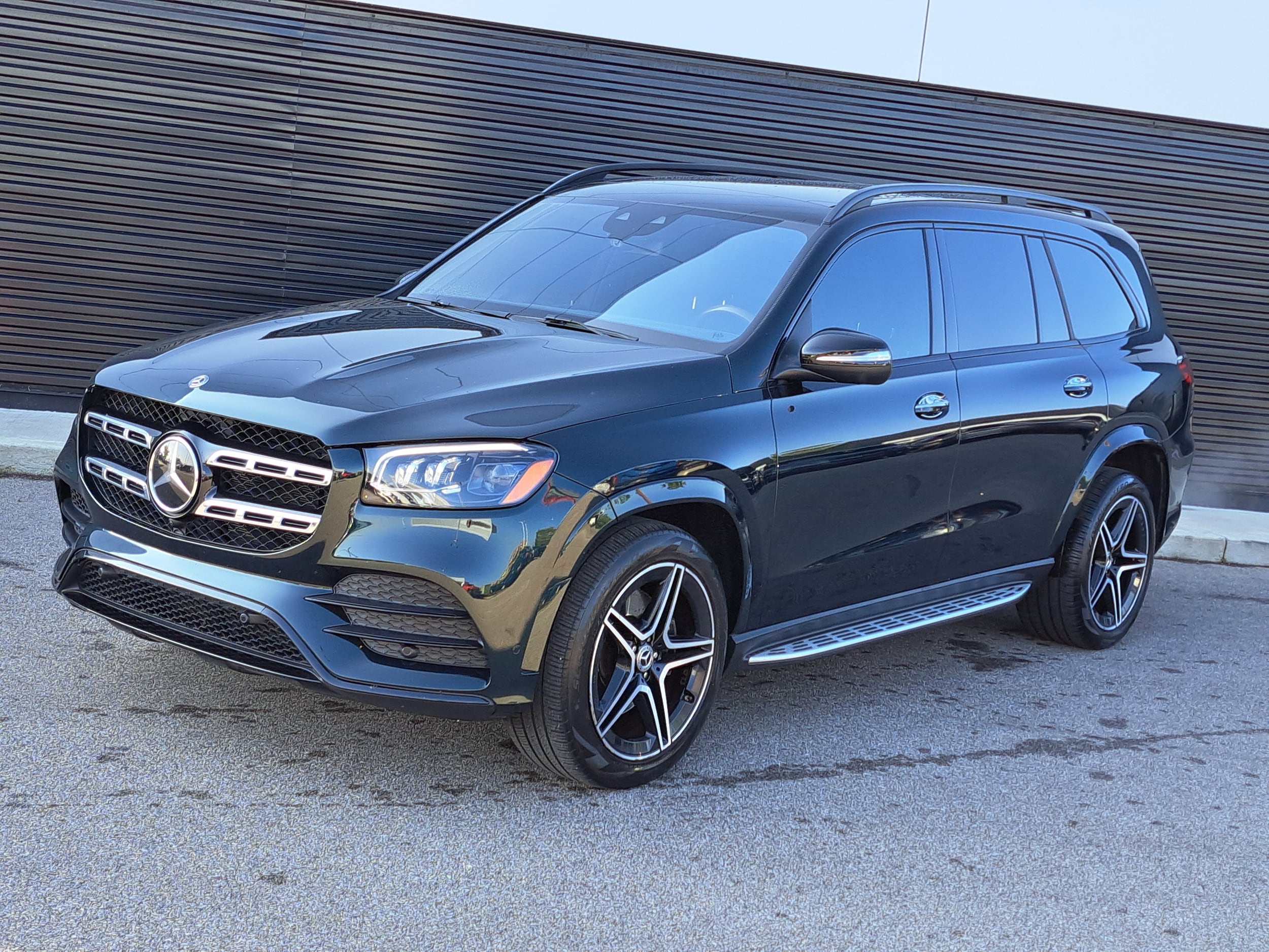 2020 Mercedes-Benz GLS GLS580's photo