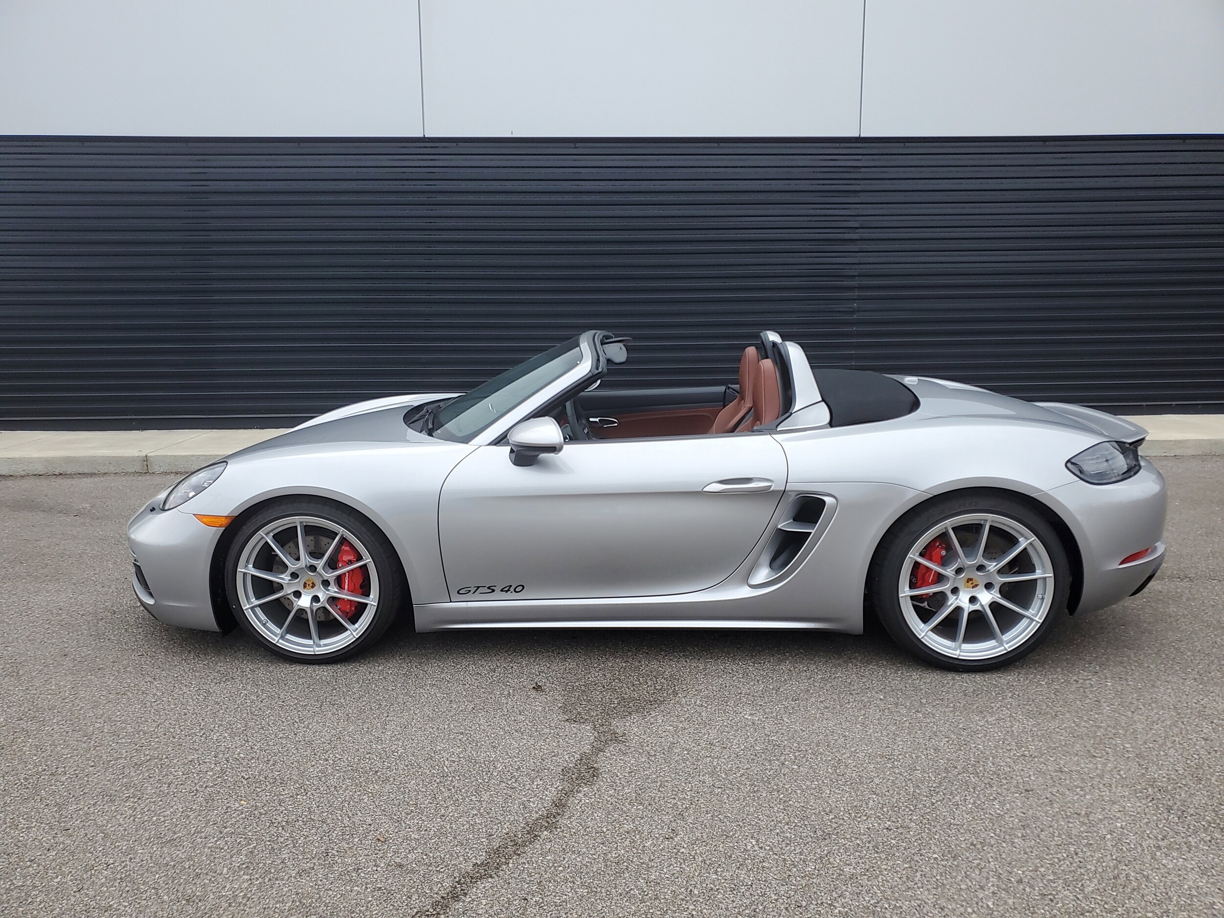 Used 2024 Porsche 718 GTS with VIN WP0CD2A83RK228562 for sale in Cincinnati, OH