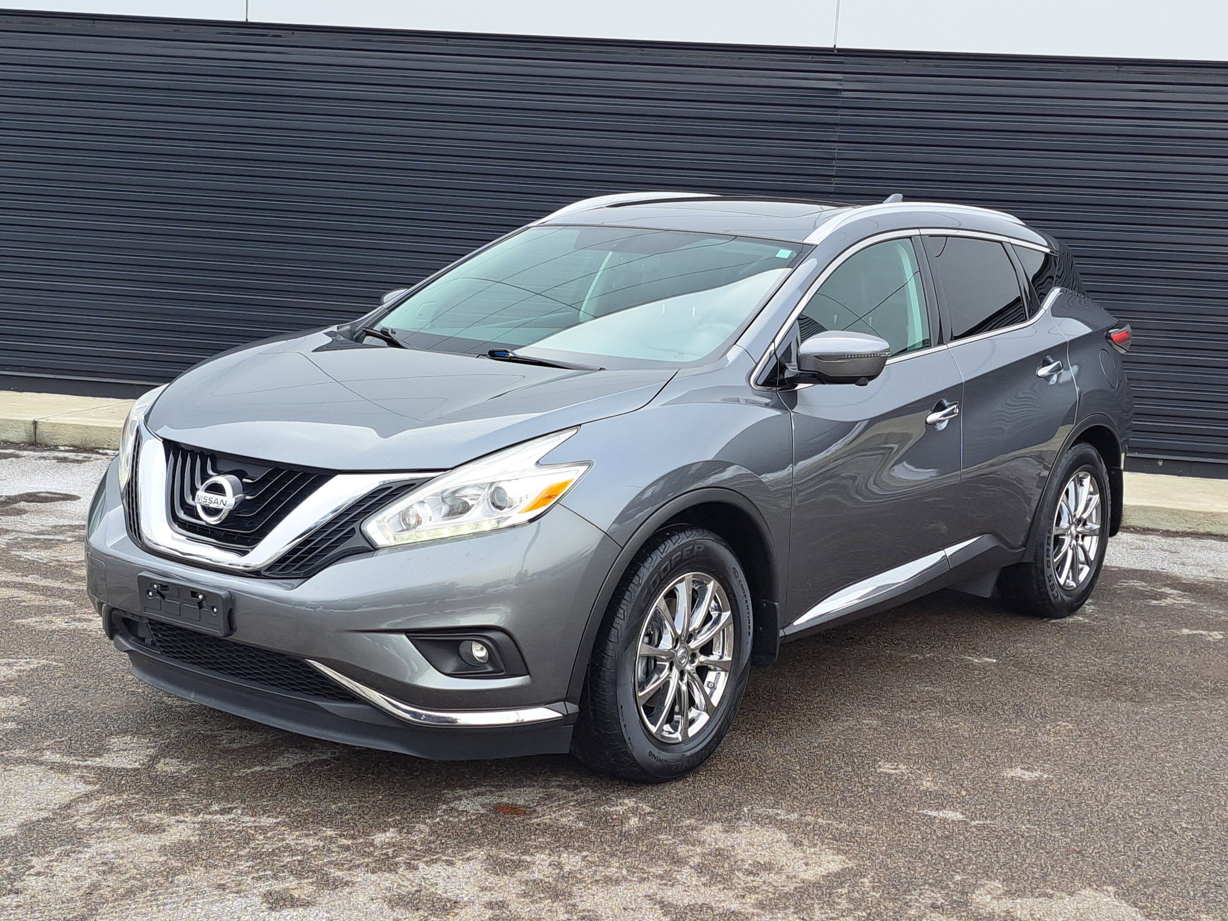 2016 Nissan Murano SL's photo