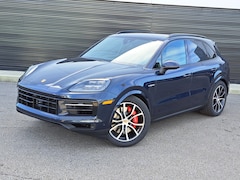 2026 Porsche Cayenne S E-Hybrid SUV