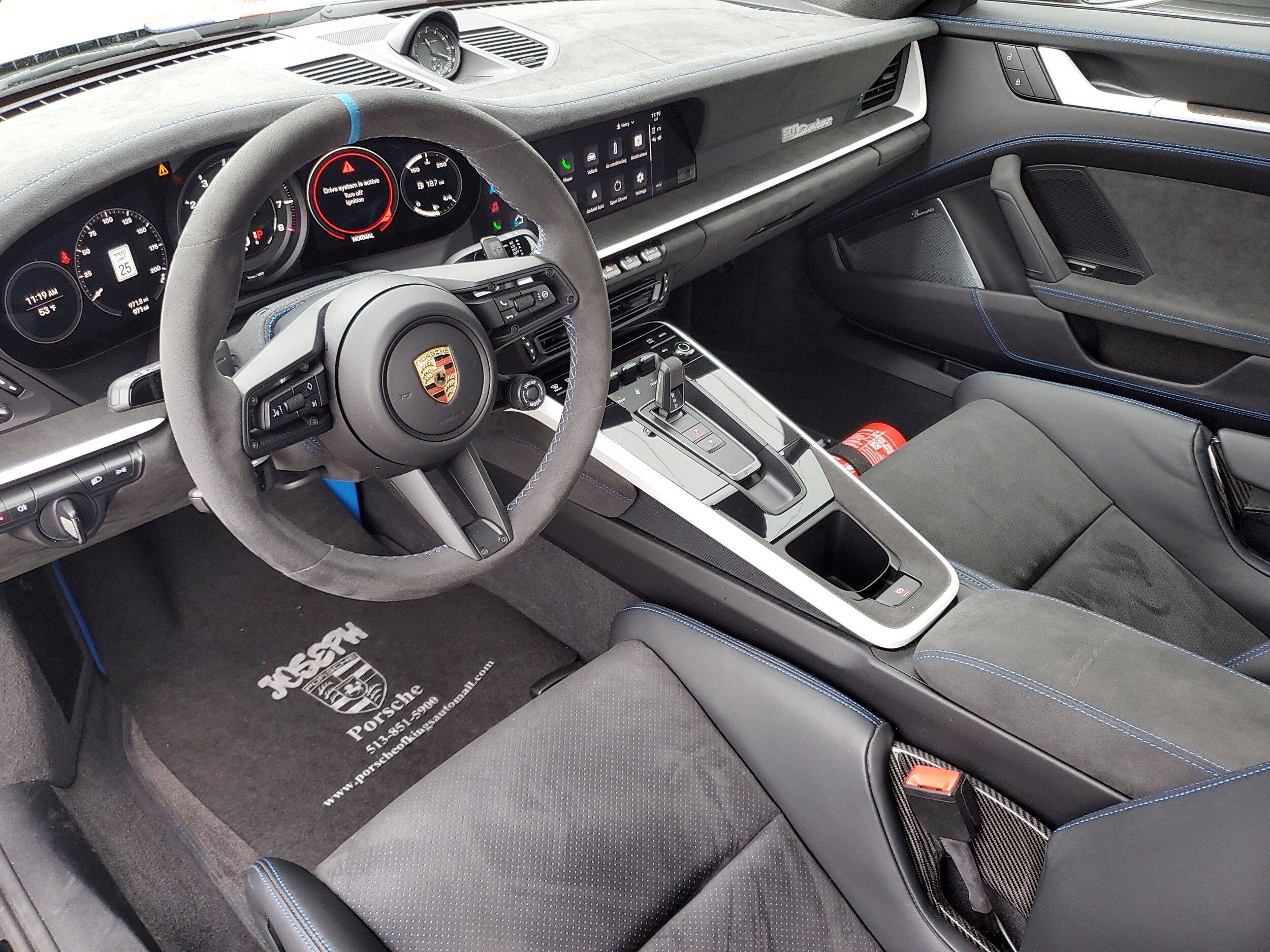 2024 Porsche 911 4S 4 GTS photo 3