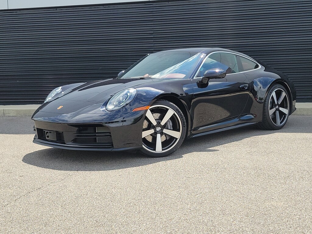 2025 Porsche 911 Carrera