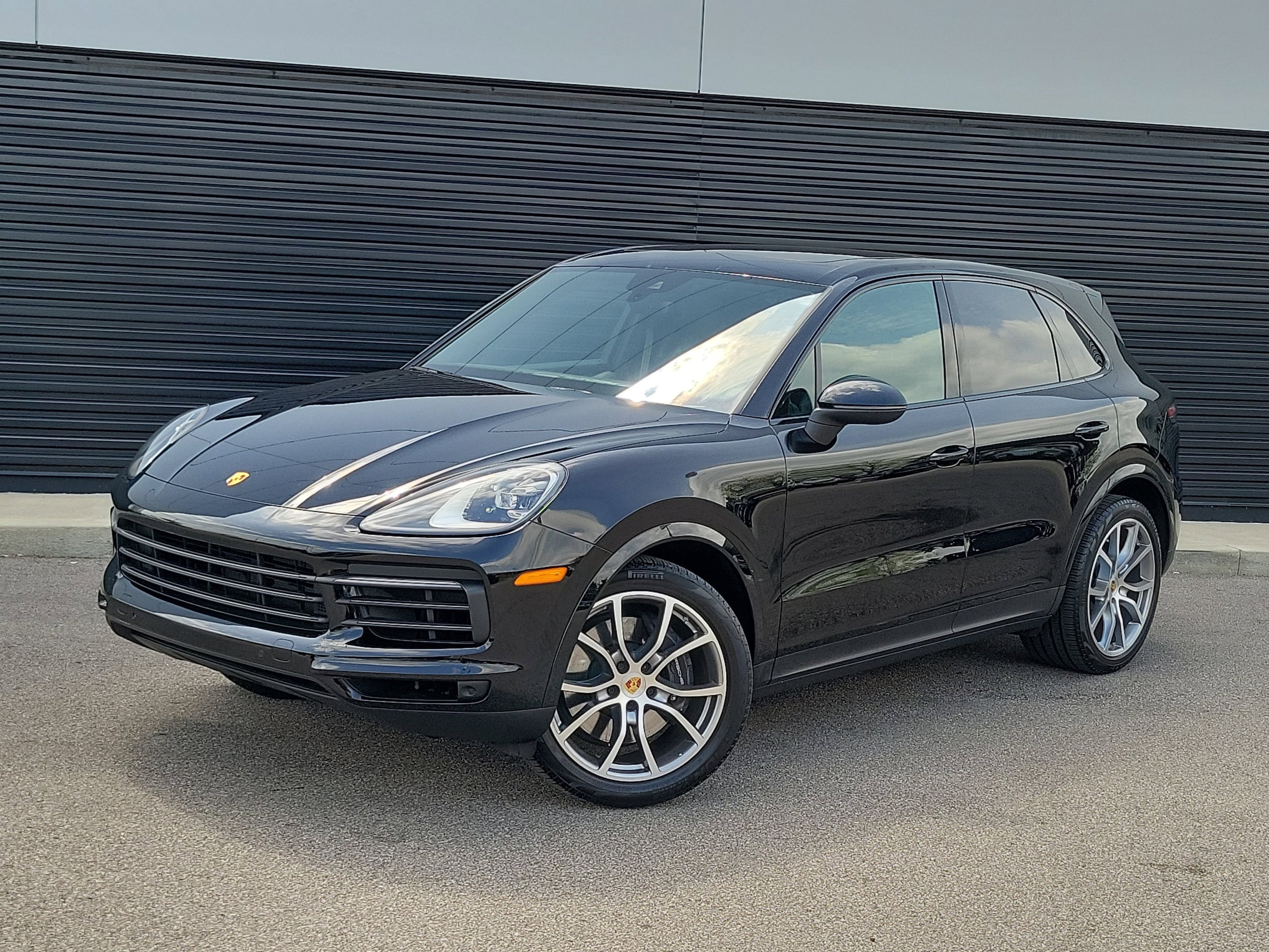 2023 Porsche Cayenne Base