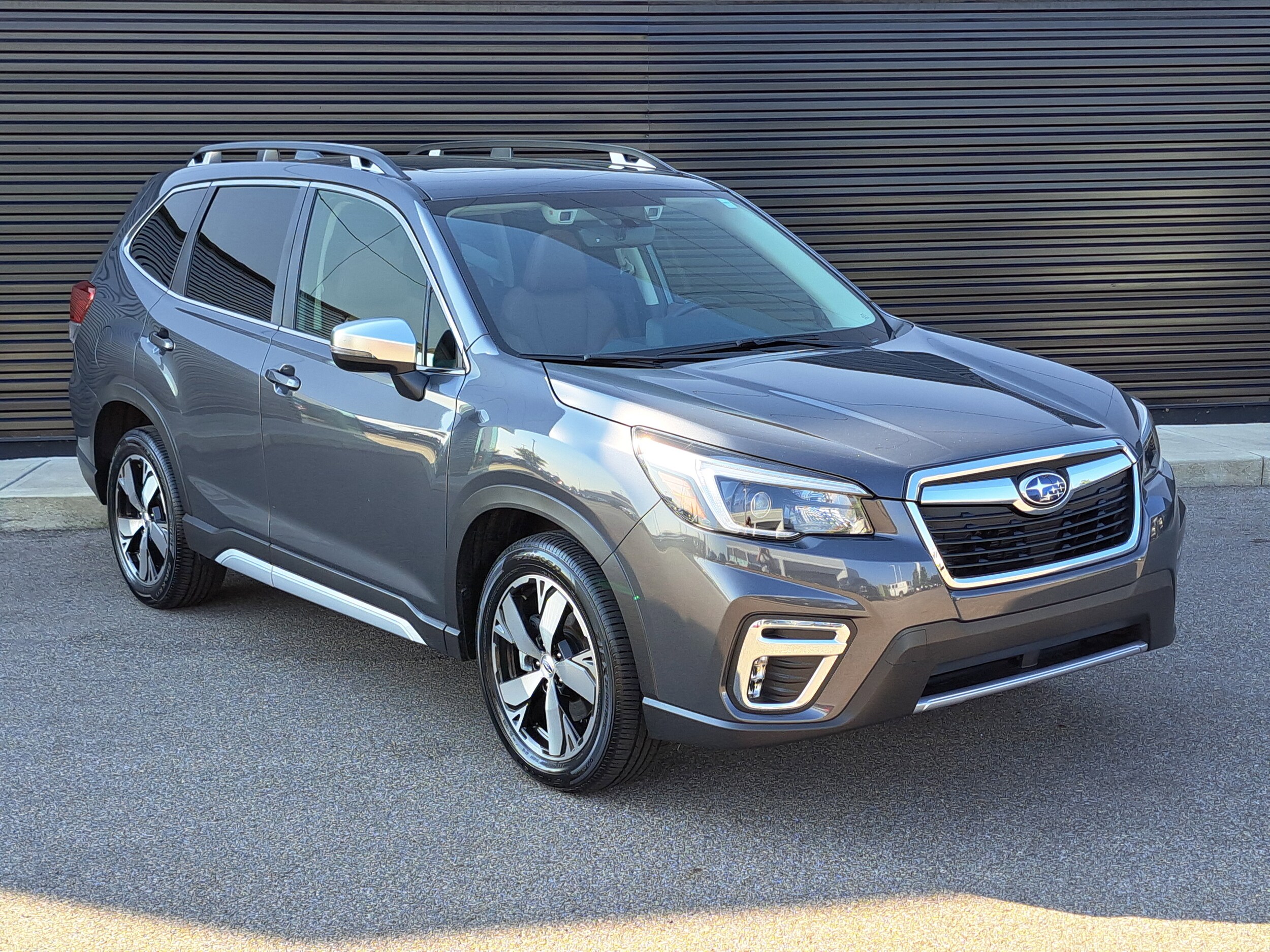 2021 Subaru Forester Touring photo 2