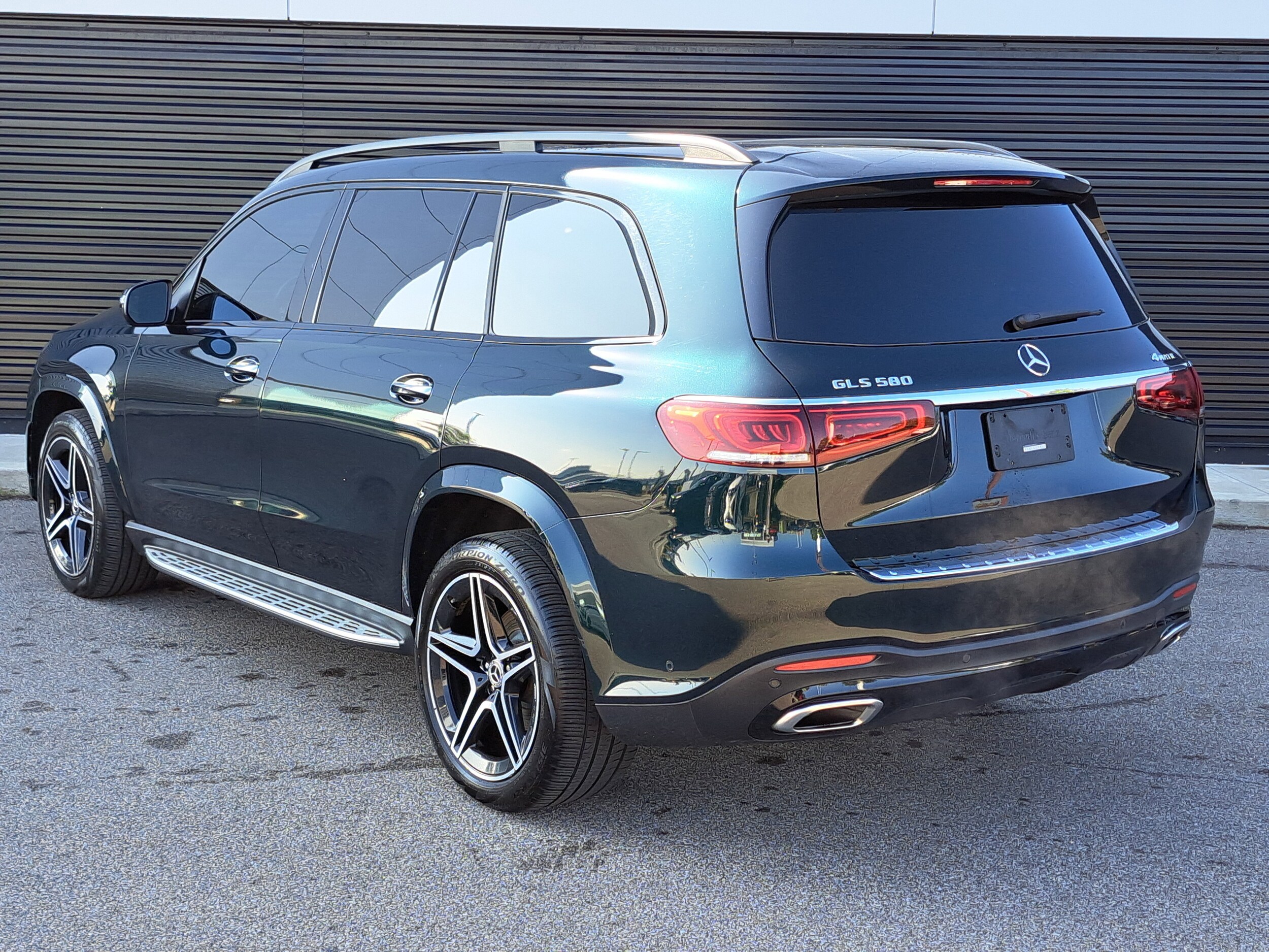 2020 Mercedes Benz GLS 580 photo 4