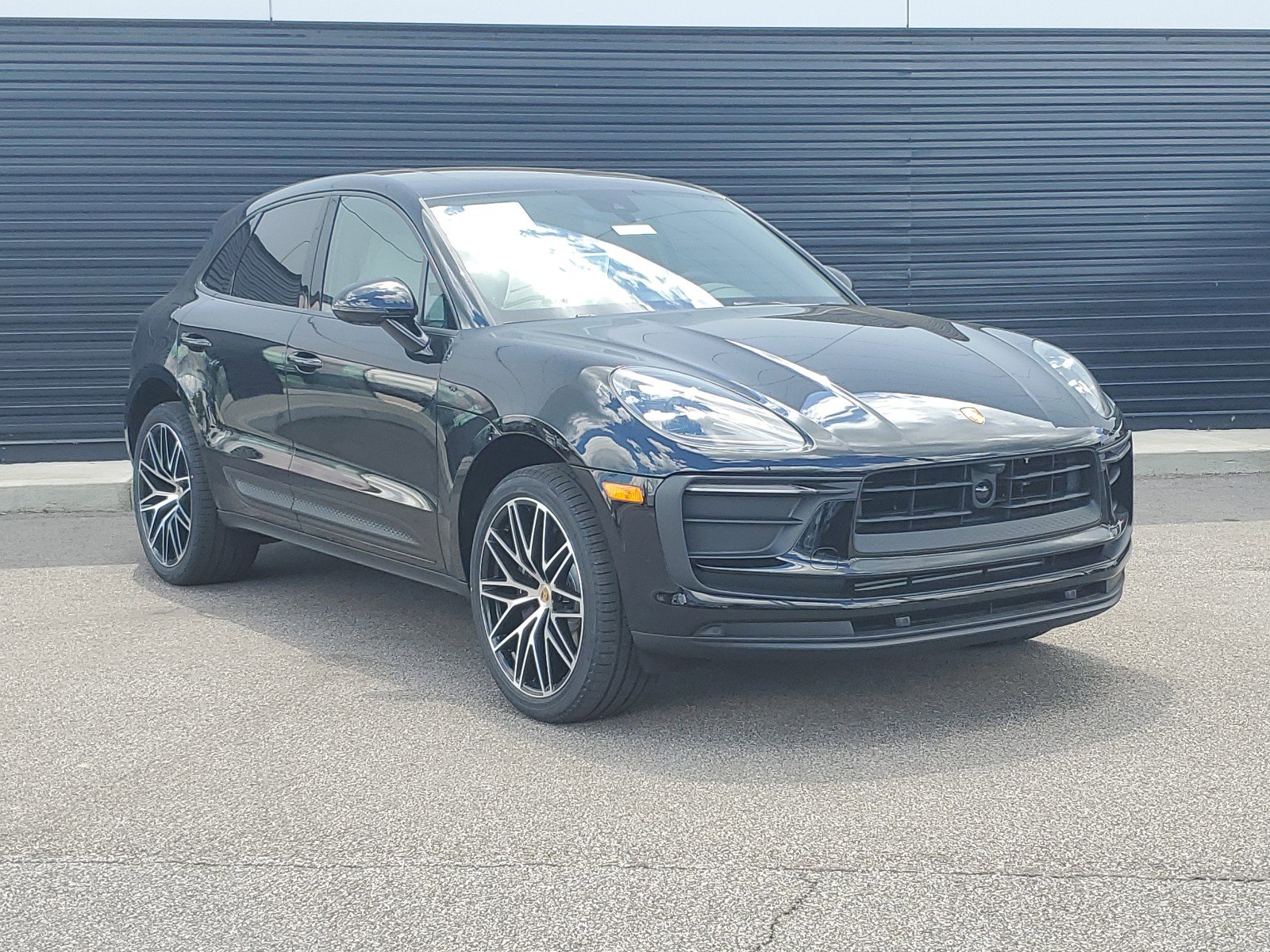 Used 2024 Porsche Macan Base with VIN WP1AA2A52RLB17774 for sale in Cincinnati, OH