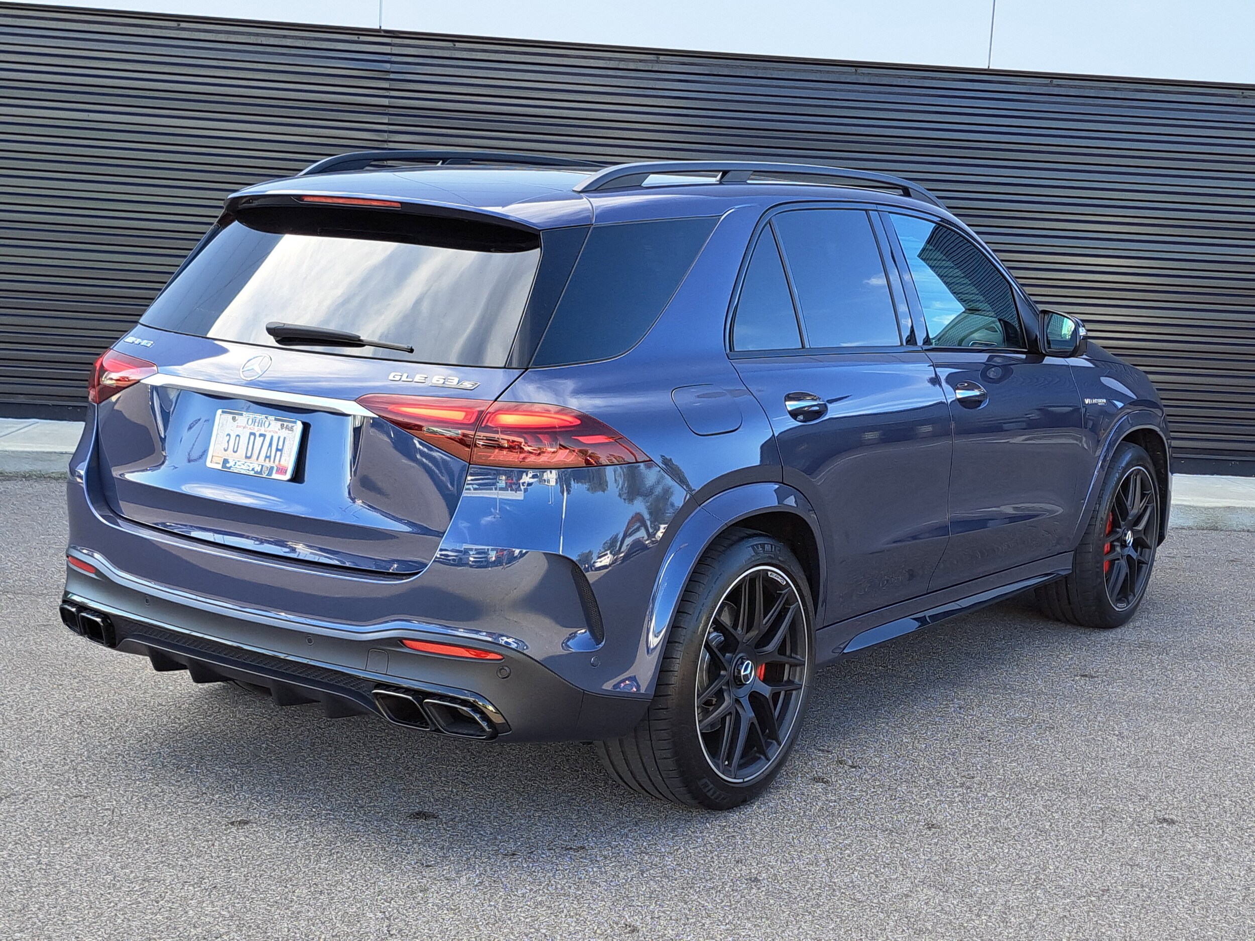 2024 Mercedes Benz GLE AMG 63 photo 2