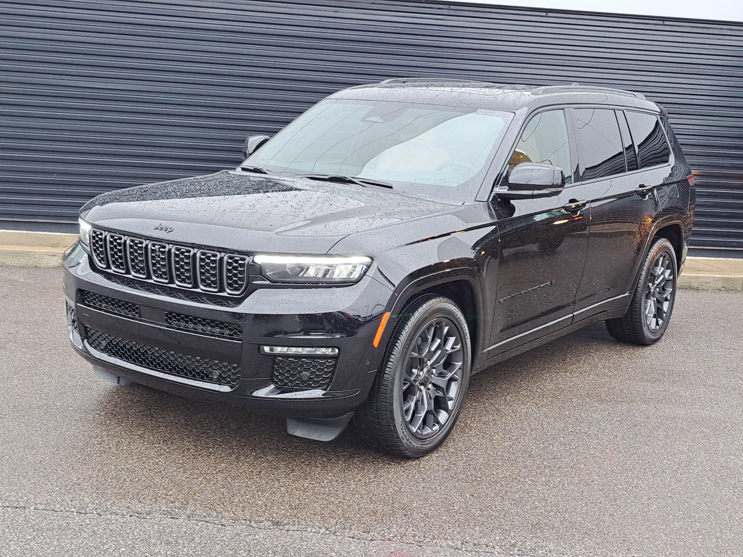 2025 Jeep Grand Cherokee L Summit Reserve's photo