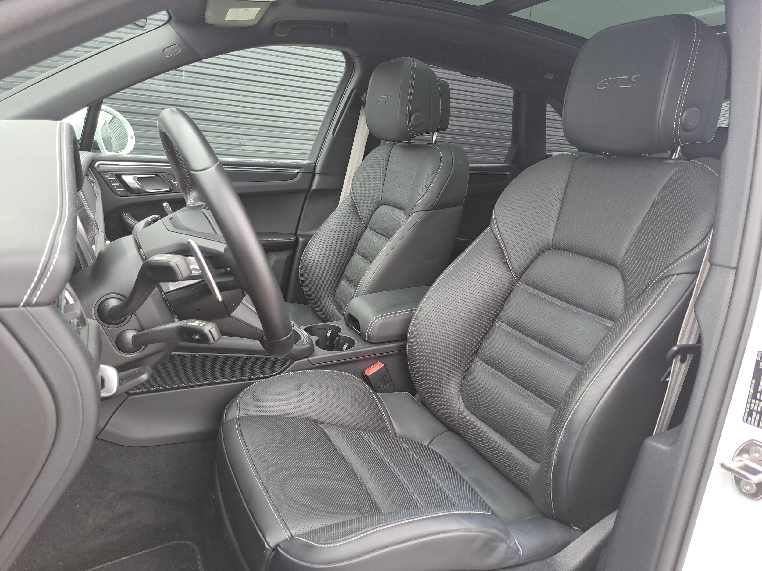 2022 Porsche Macan GTS photo 4