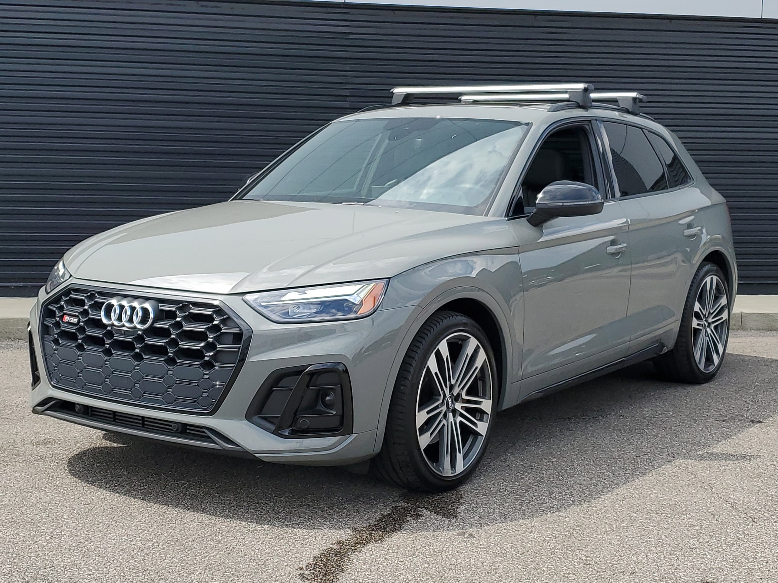 2021 Audi SQ5 Premium Plus's photo