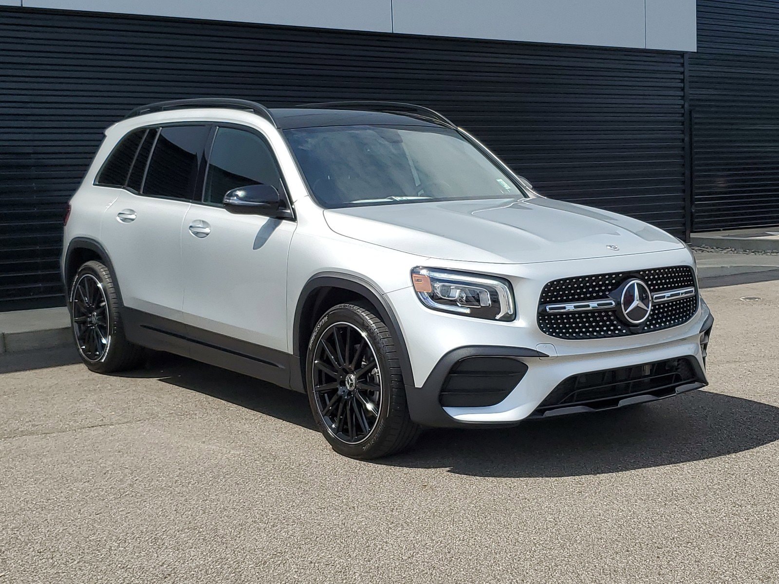 Used 2023 Mercedes-Benz GLB Base with VIN W1N4M4HB7PW279420 for sale in Cincinnati, OH