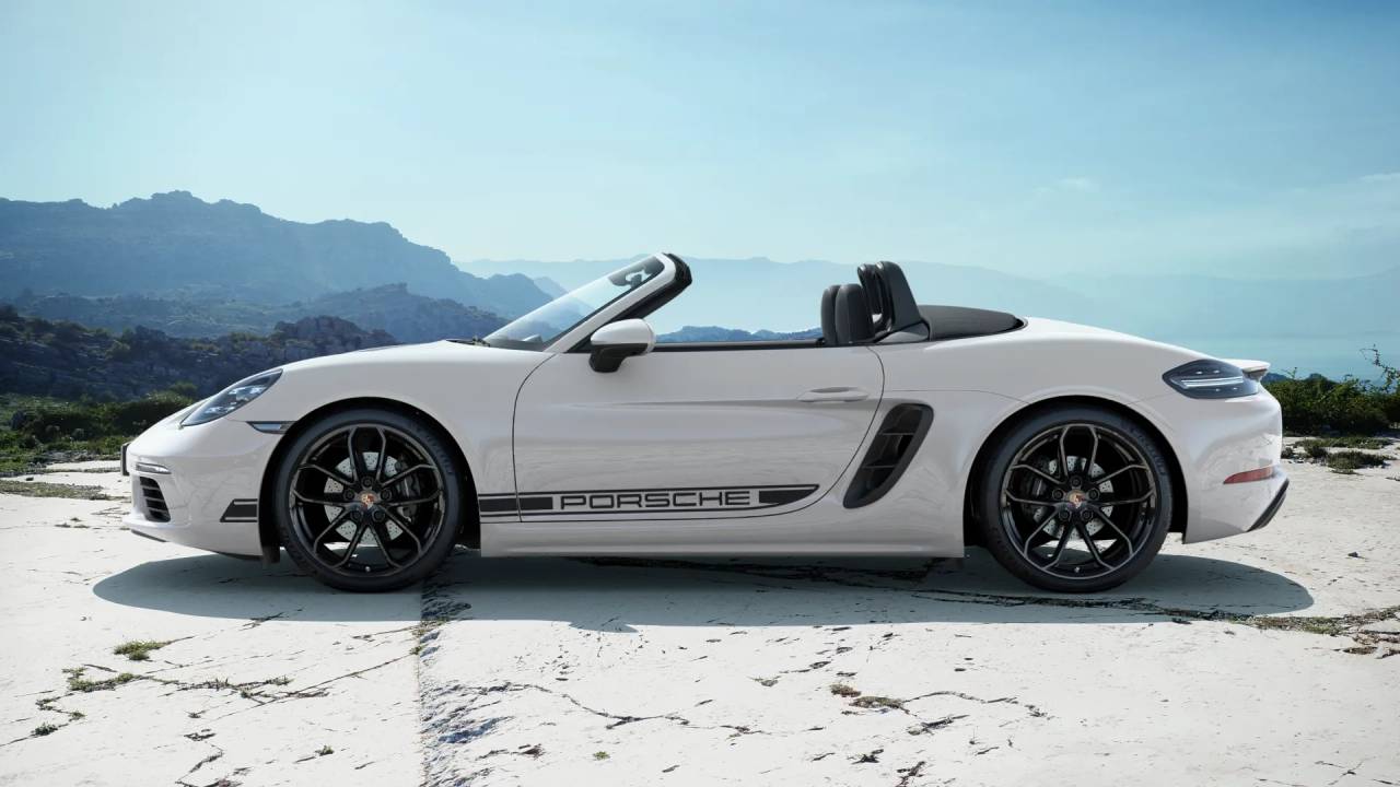 2025 Porsche Boxster Base photo 2