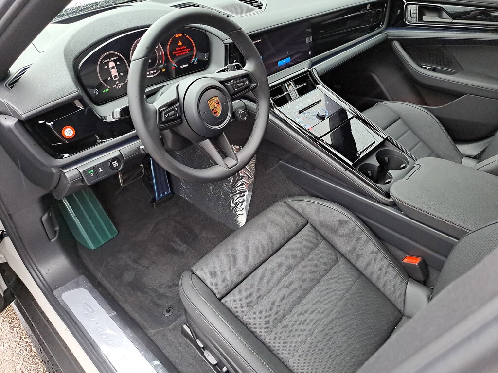 New 2026 Porsche Panamera 4 Hatchback