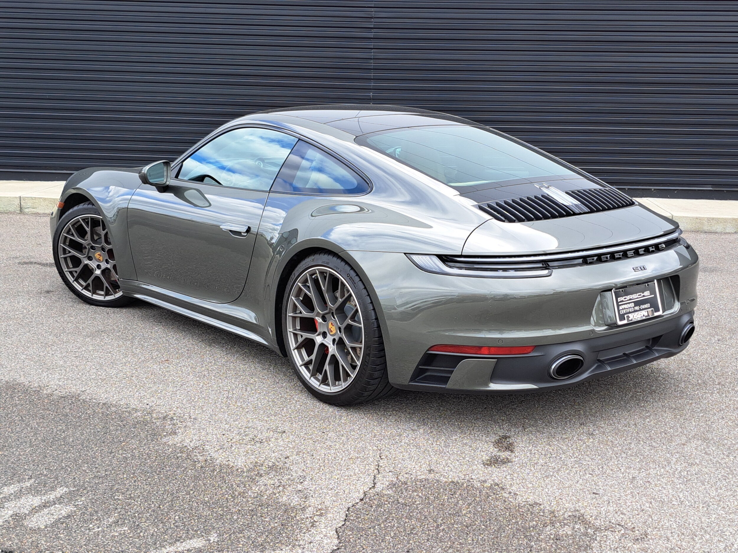 2023 Porsche 911 S photo 3