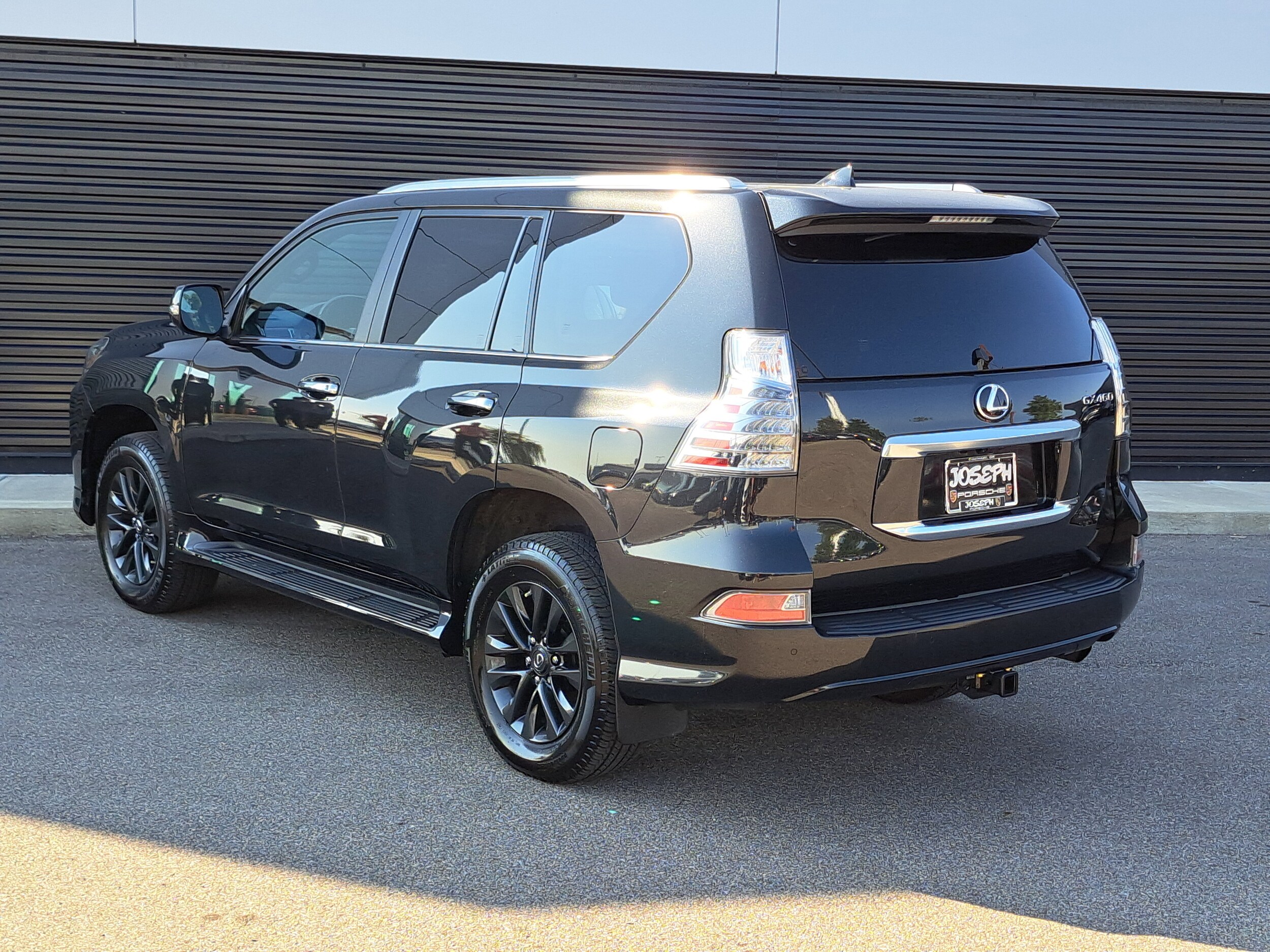 2022 Lexus GX 460 Premium photo 3