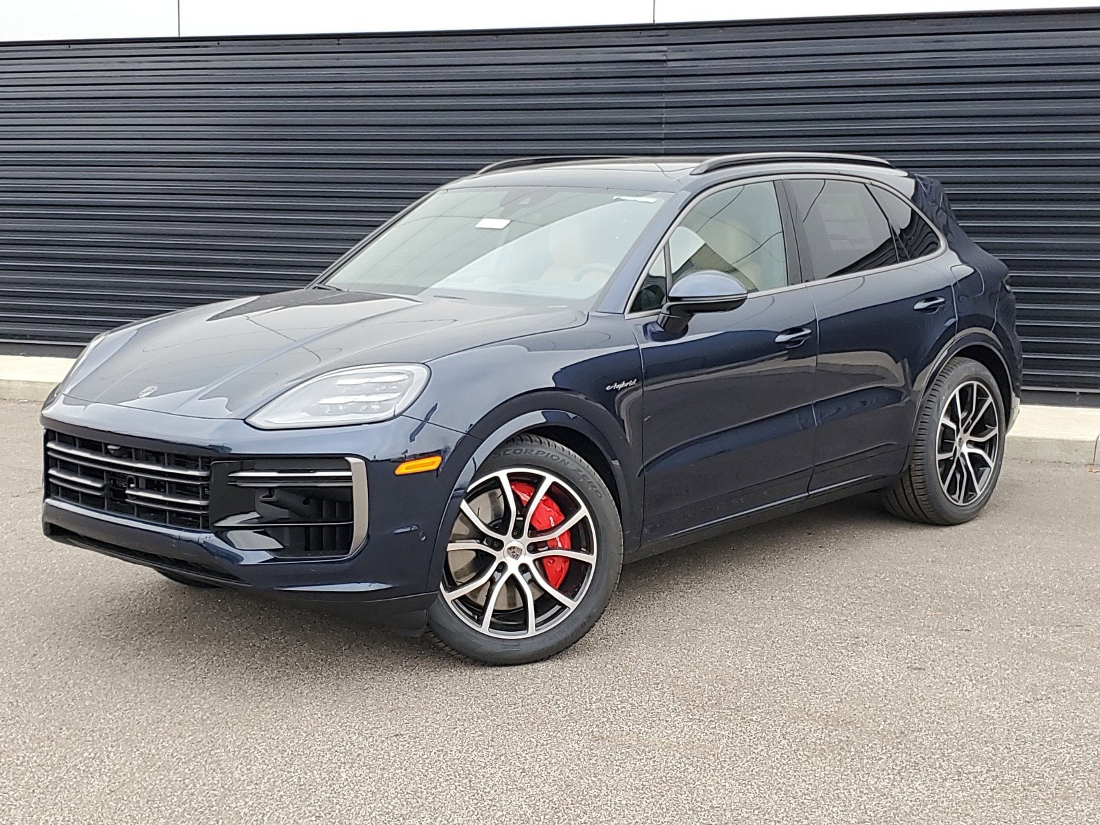 2025 Porsche Cayenne SUV 