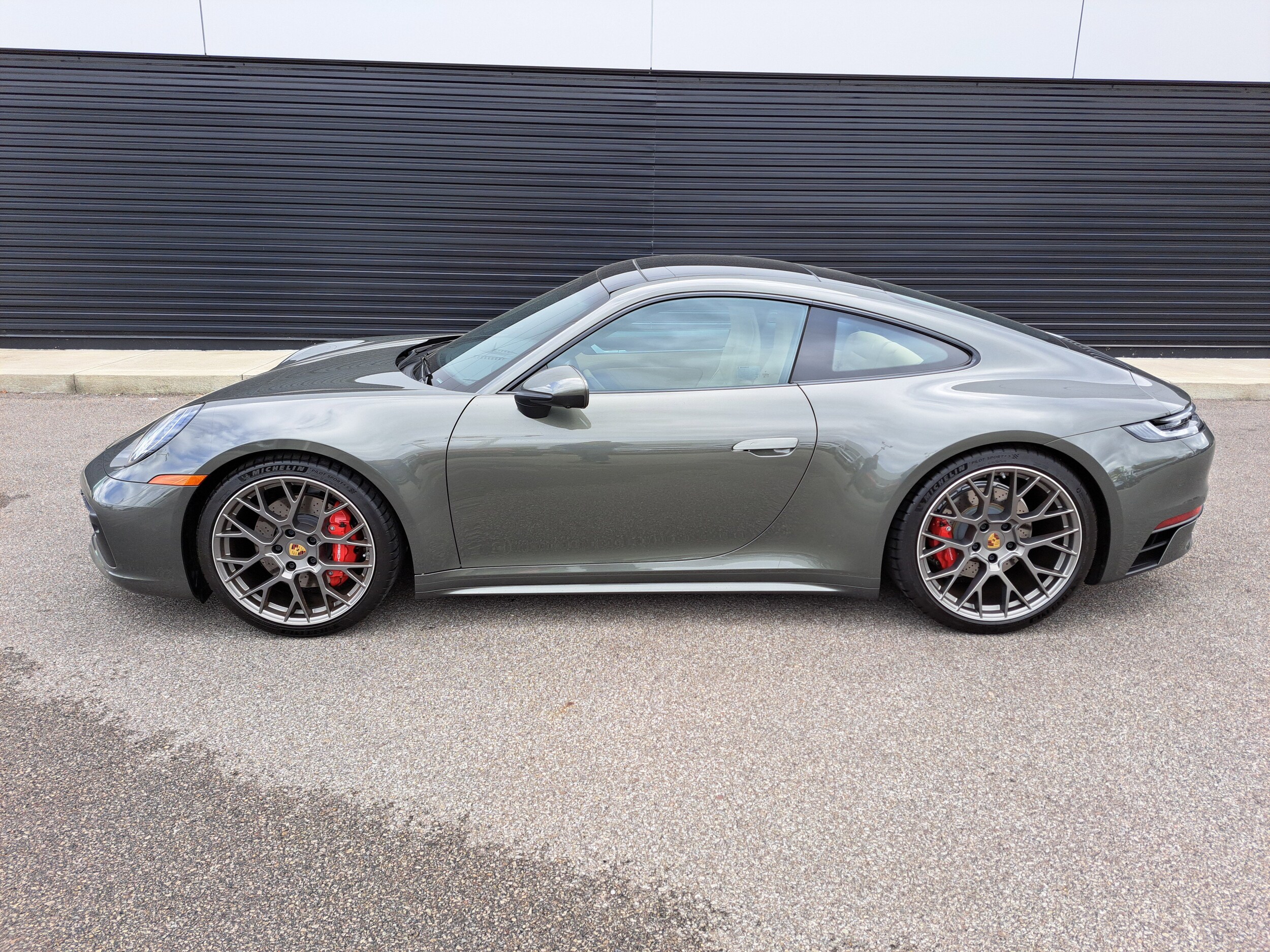 2023 Porsche 911 S photo 2
