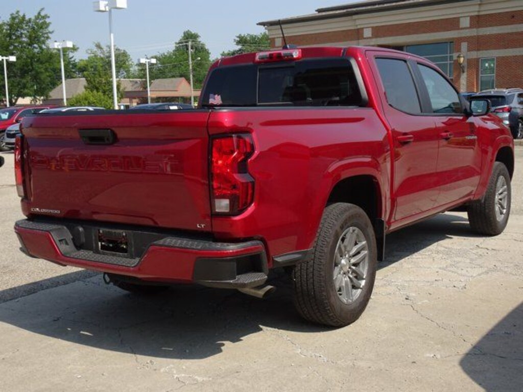 Used 2024 Chevrolet Colorado LT Truck Crew Cab
