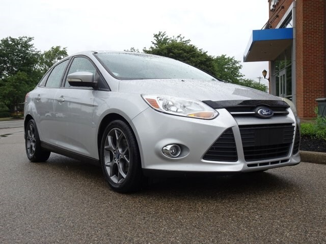 Used 2013 Ford Focus SE with VIN 1FADP3F24DL285156 for sale in Cincinnati, OH