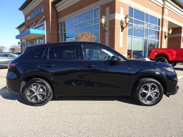 2024 Honda HR-V EX-L photo 3