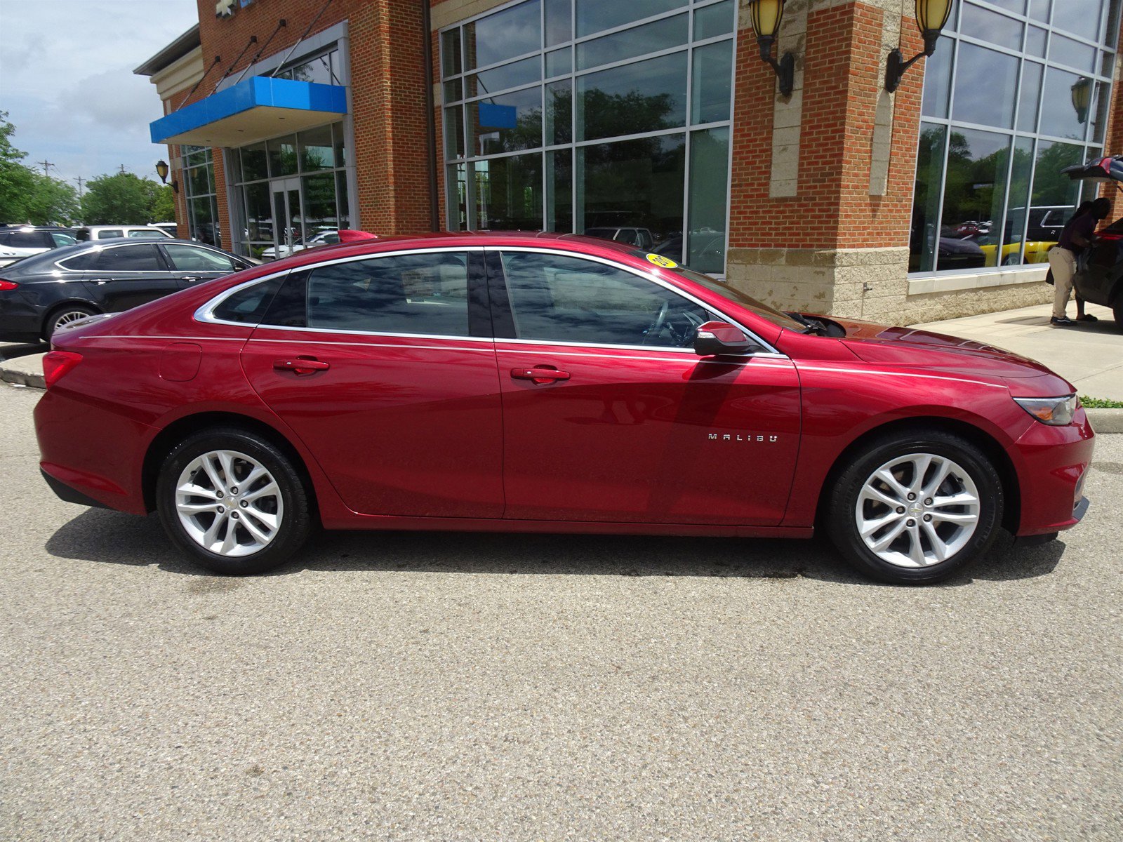 Used 2017 Chevrolet Malibu 1LT with VIN 1G1ZE5ST3HF192903 for sale in Cincinnati, OH