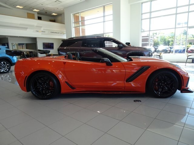 2019 Chevrolet Corvette ZR1 Convertible photo 2