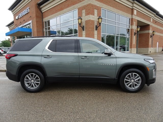 2022 Chevrolet Traverse Cloth photo 3