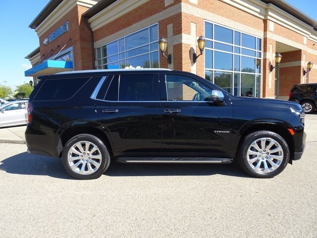2023 Chevrolet Tahoe Premier photo 3