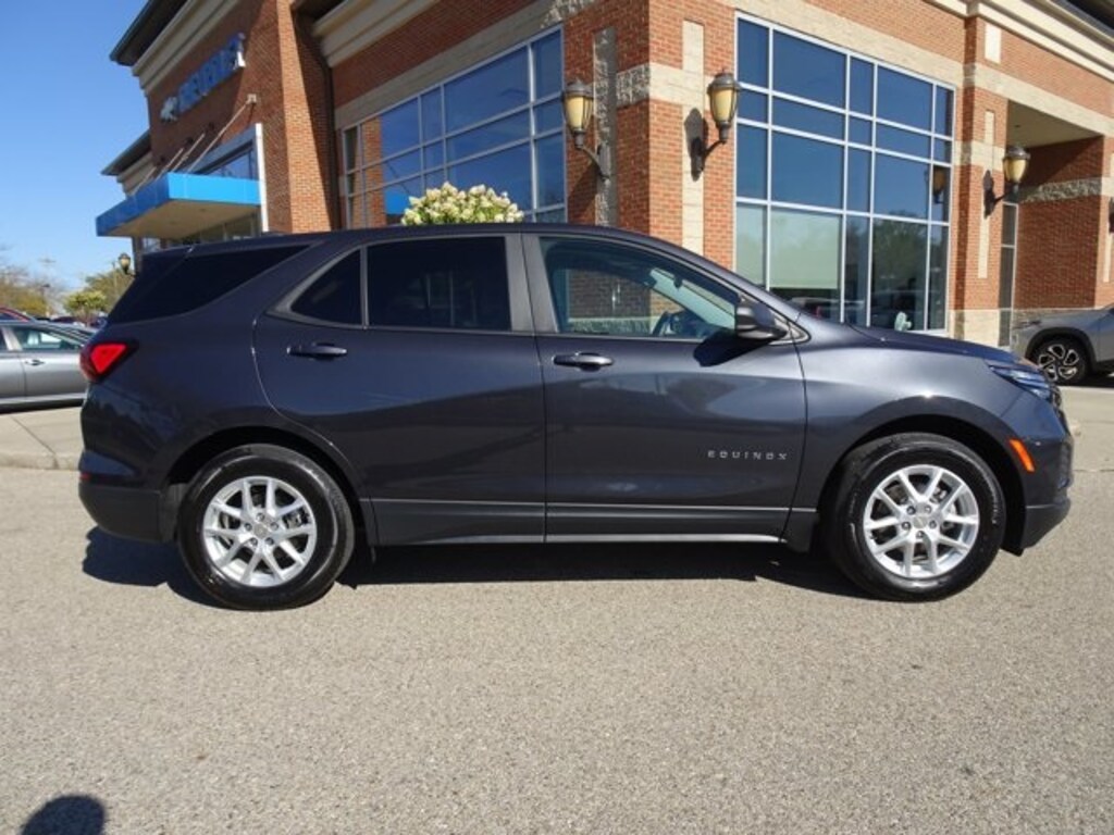 Used 2022 Chevrolet Equinox LS w/1LS SUV