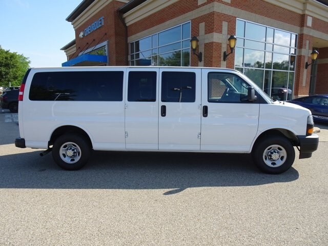 2024 Chevrolet Express 3500 LS Passenger Van photo 3