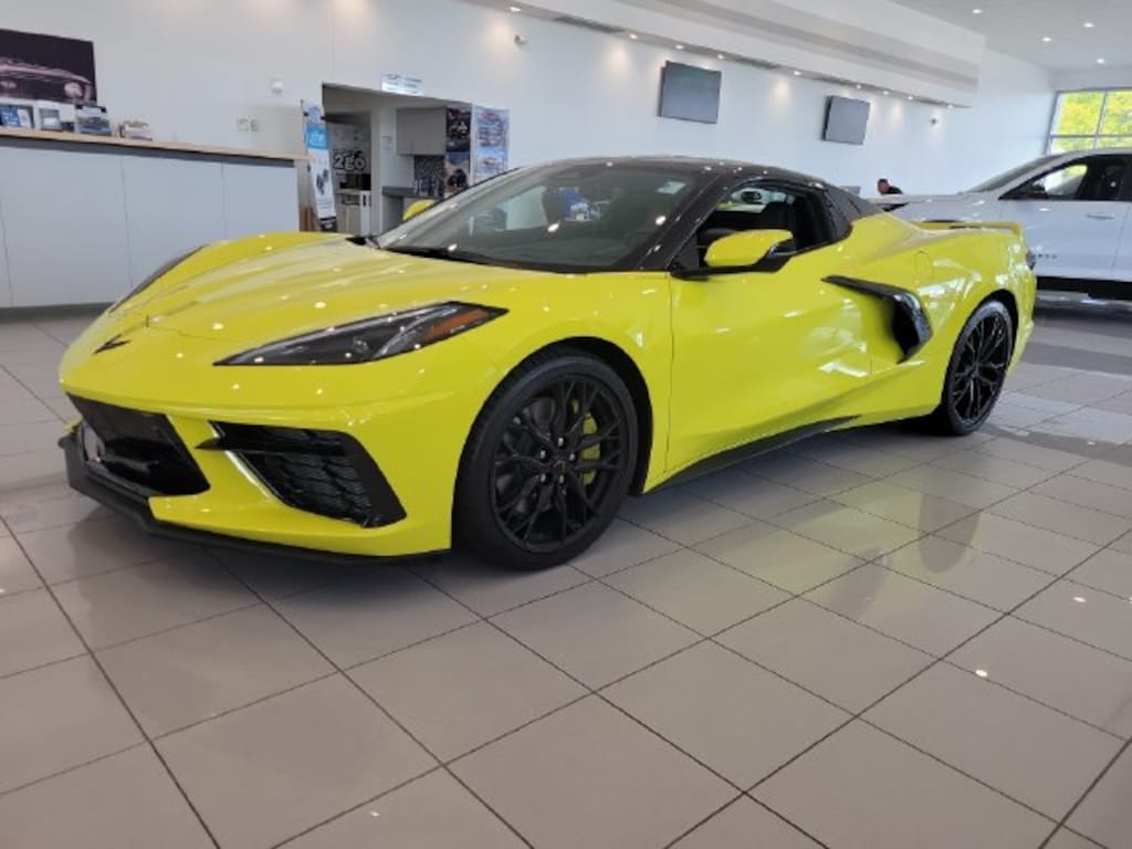 Used 2024 Chevrolet Corvette Stingray w/2LT Convertible
