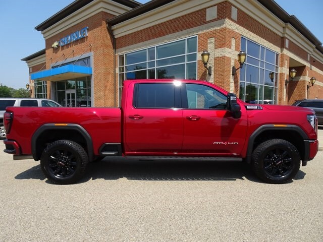 2025 Gmc Sierra 2500 HD AT4 photo 3