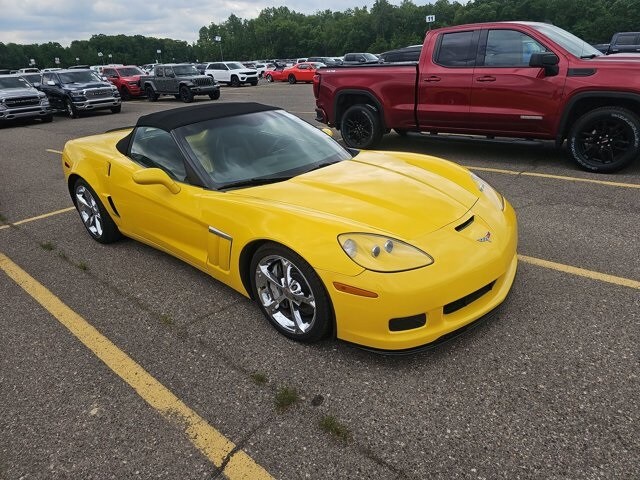 2011 Chevrolet Corvette Grand Sport Convertible photo 2