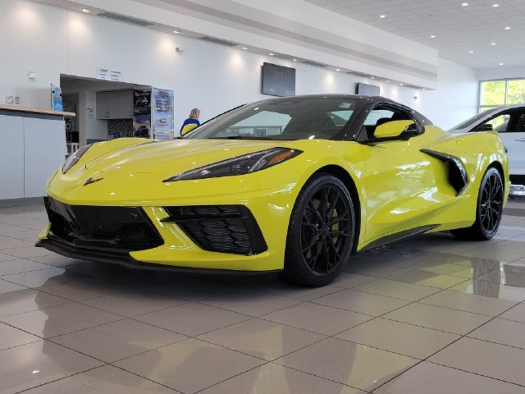 Used 2024 Chevrolet Corvette Stingray w/2LT Convertible