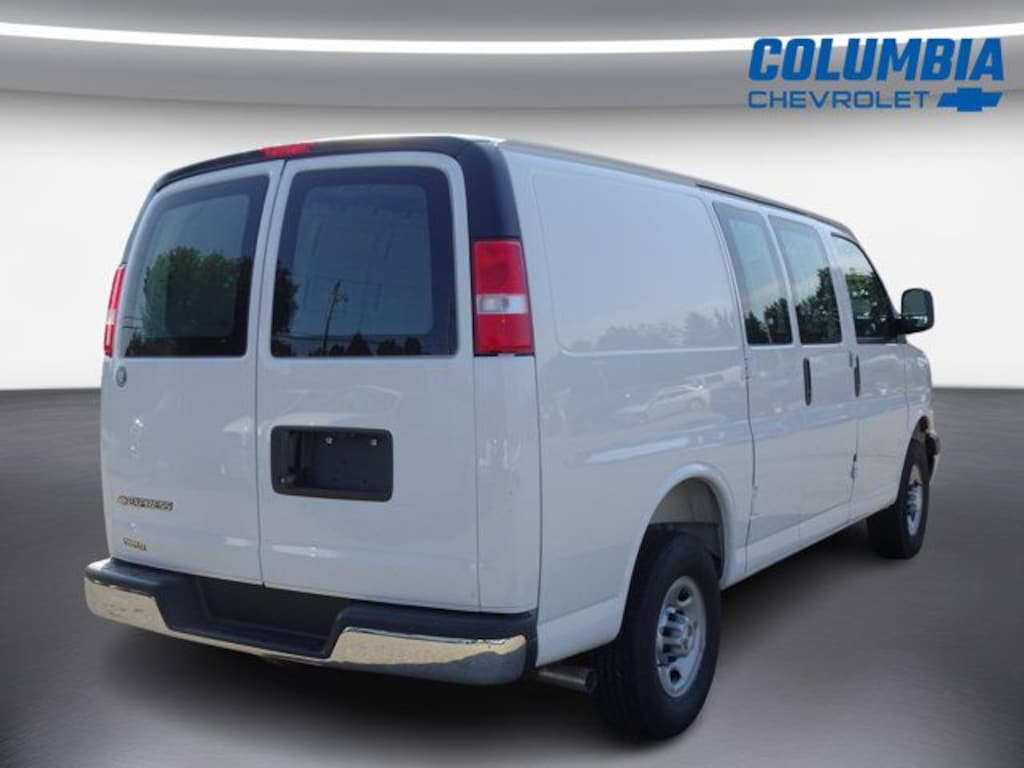 New 2026 Chevrolet Express 3500 Work Van Van Cargo Van