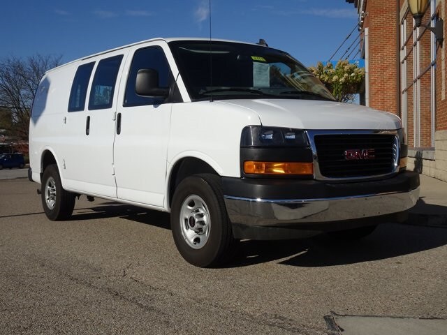 2023 Gmc Savana Cargo 2500 Base photo 2