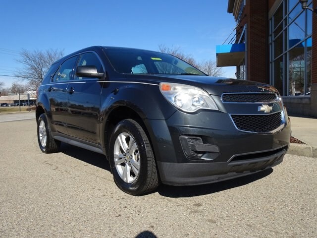 2012 Chevrolet Equinox LS photo 2