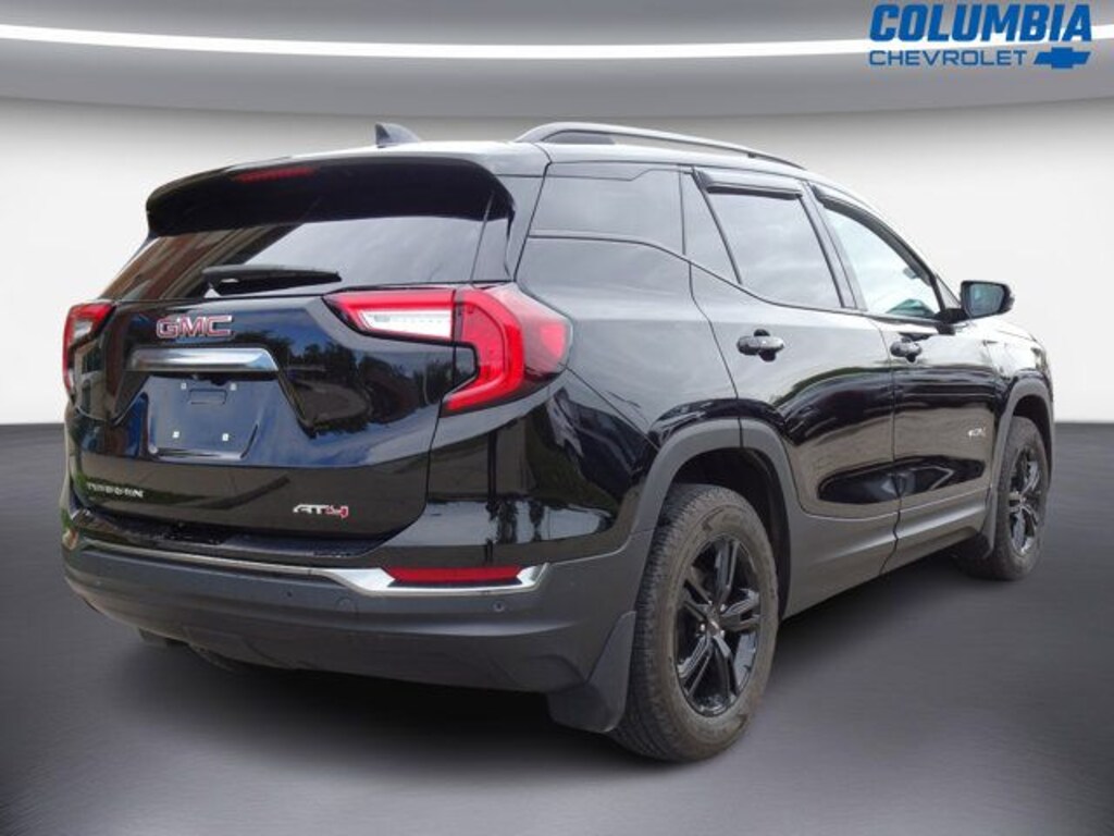 Used 2024 GMC Terrain AT4 SUV