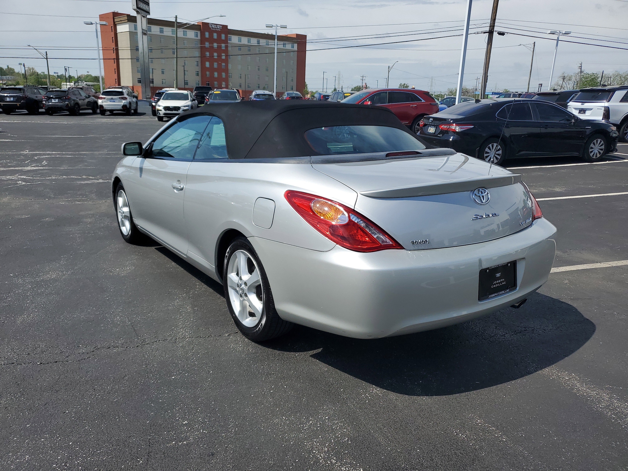 Used 2006 Toyota Camry Solara SLE with VIN 4T1FA38PX6U081497 for sale in Florence, KY