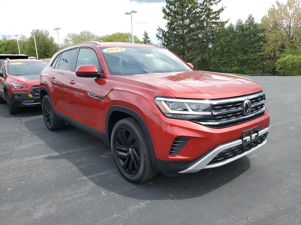 Used 2022 Volkswagen Atlas Cross Sport 3.6L V6 SE w/Technology SUV