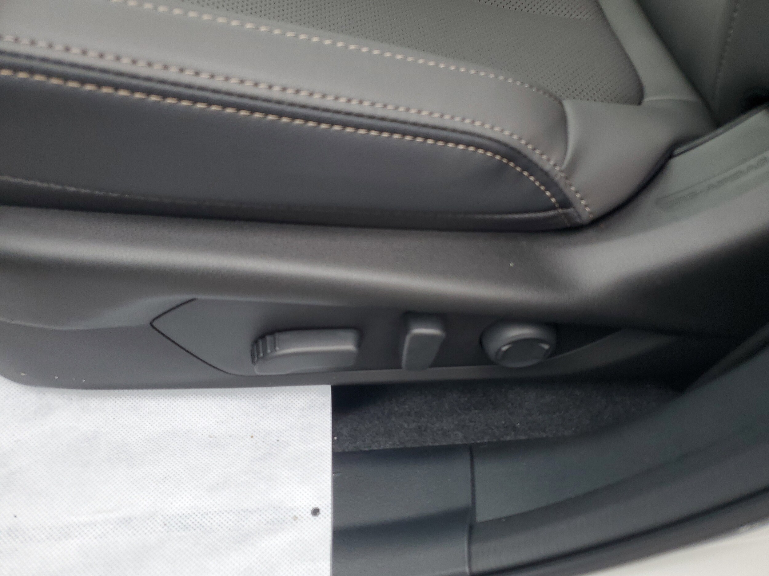 2026 Subaru Outback Limited XT - Photo 12