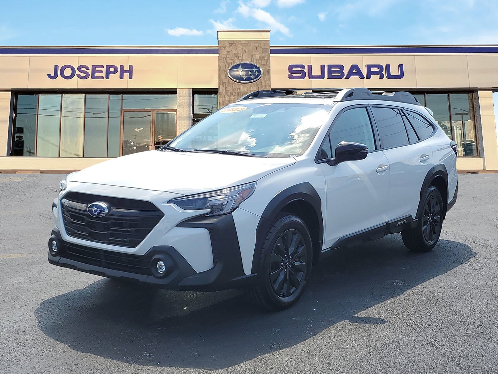 2023 Subaru Outback Onyx Edition's photo