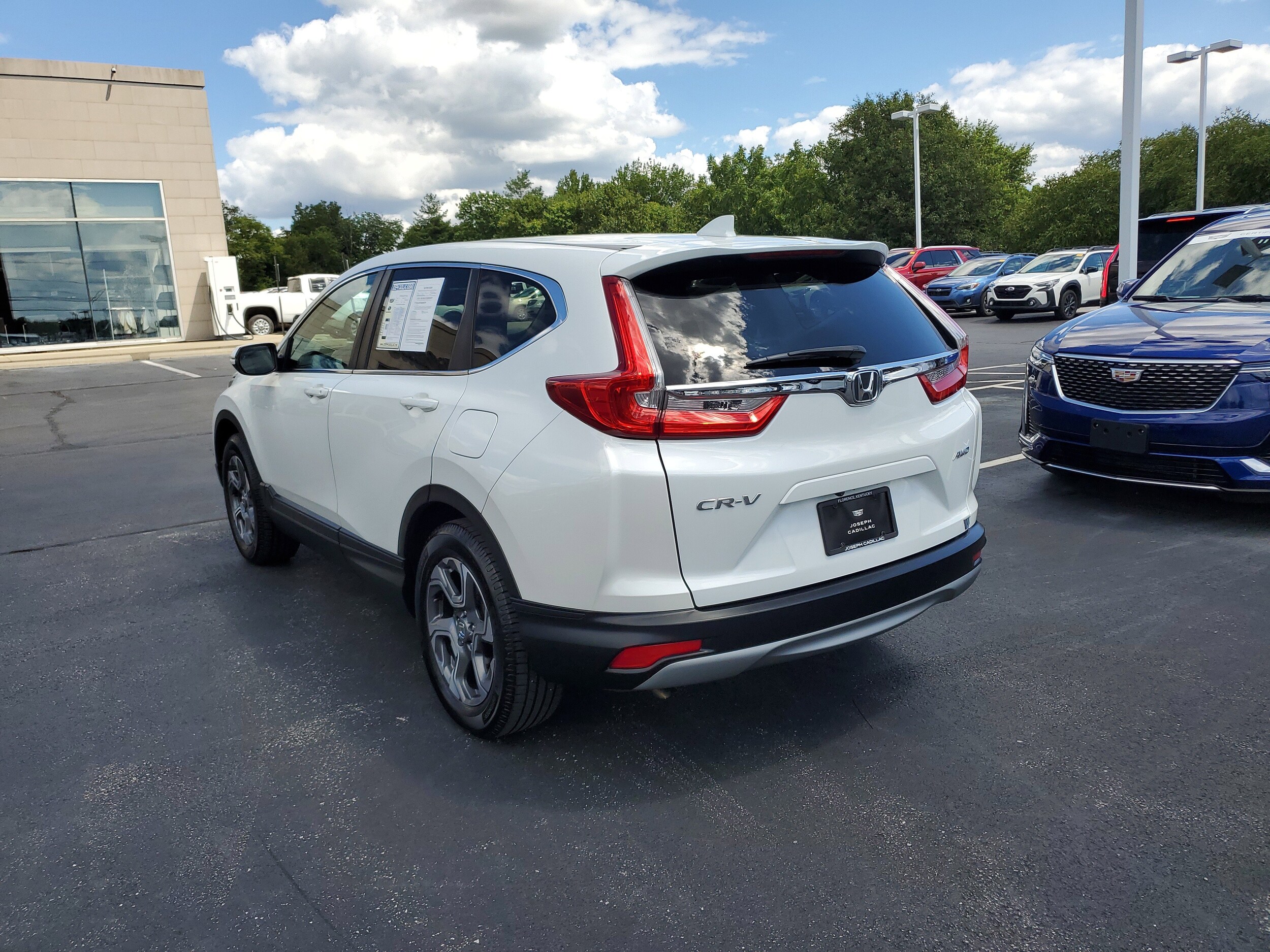 2019 Honda CR-V EX-L photo 2
