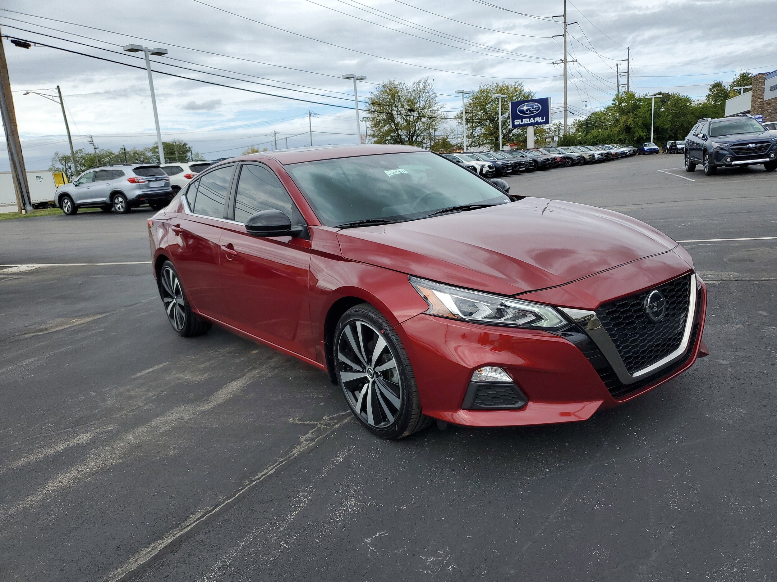 2021 Nissan Altima 2.5 SR photo 4