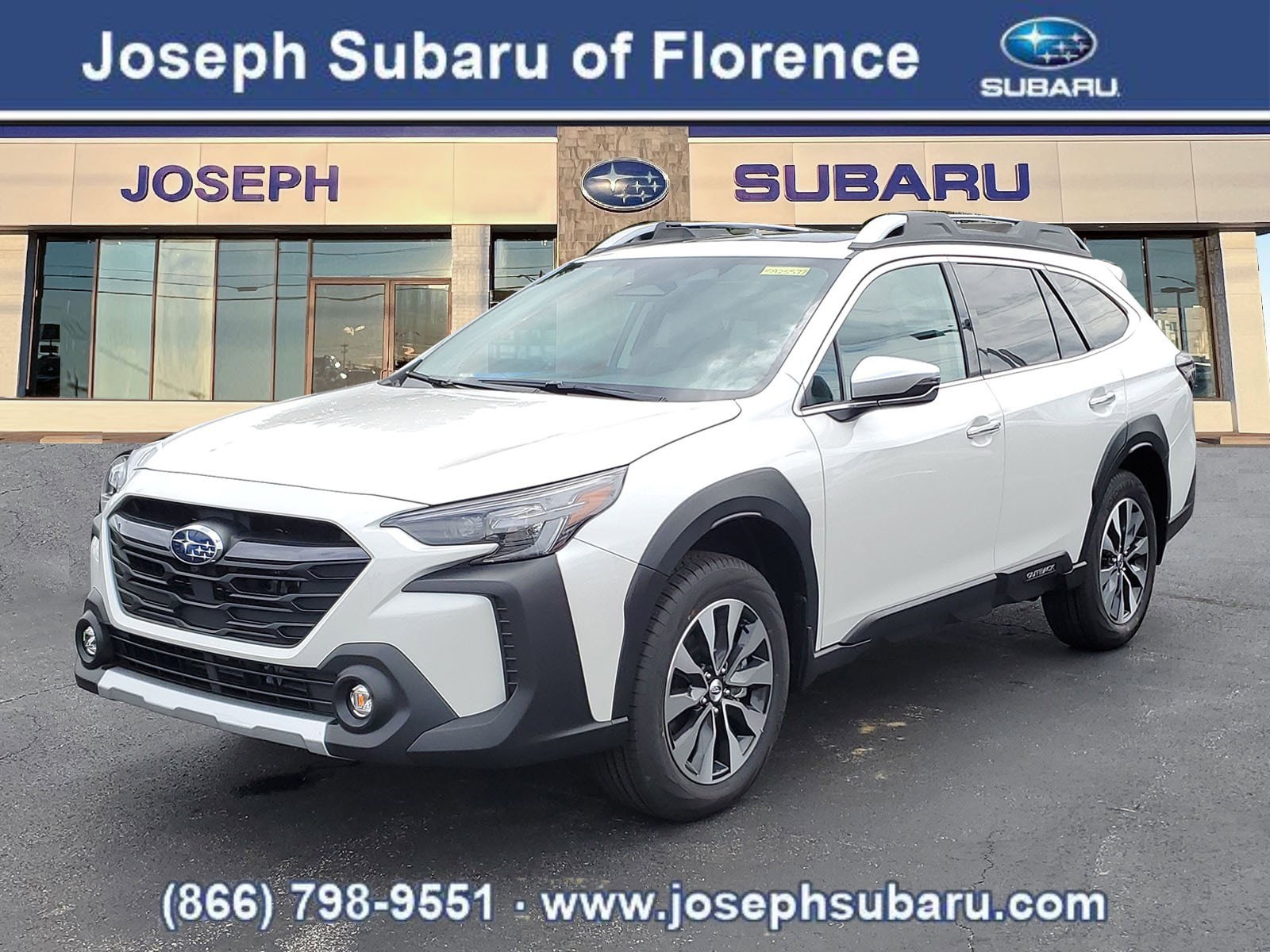 2025 Subaru Outback Touring's photo