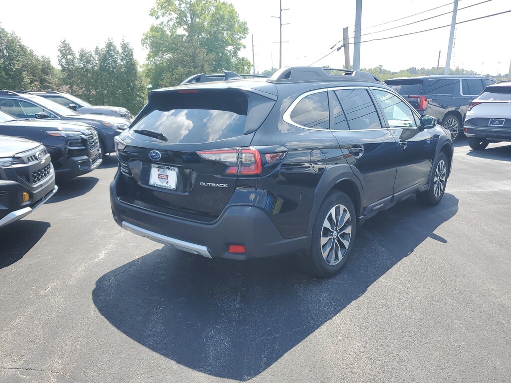 Used 2023 Subaru Outback Limited SUV