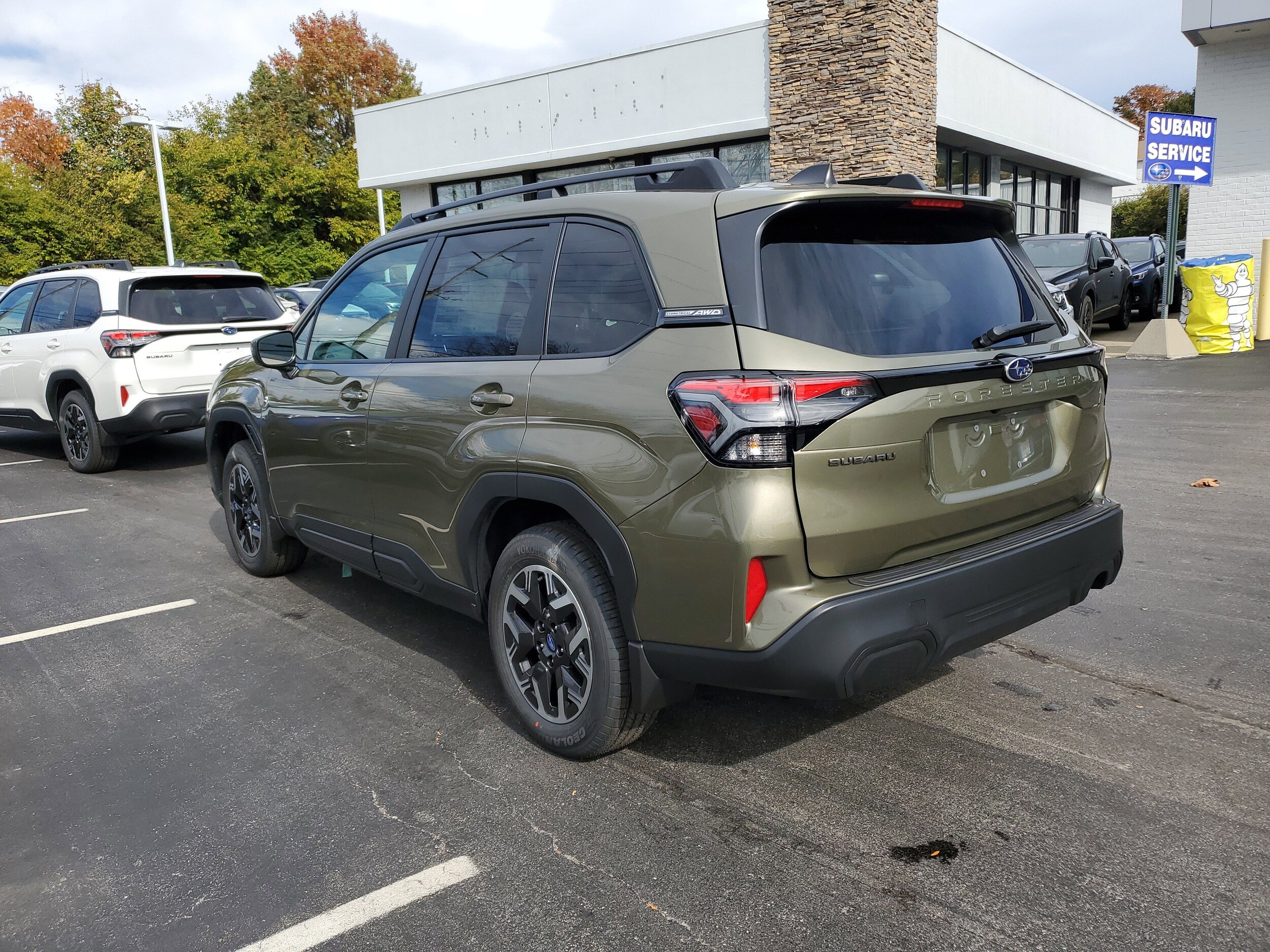 2026 Subaru Forester Premium Base photo 2